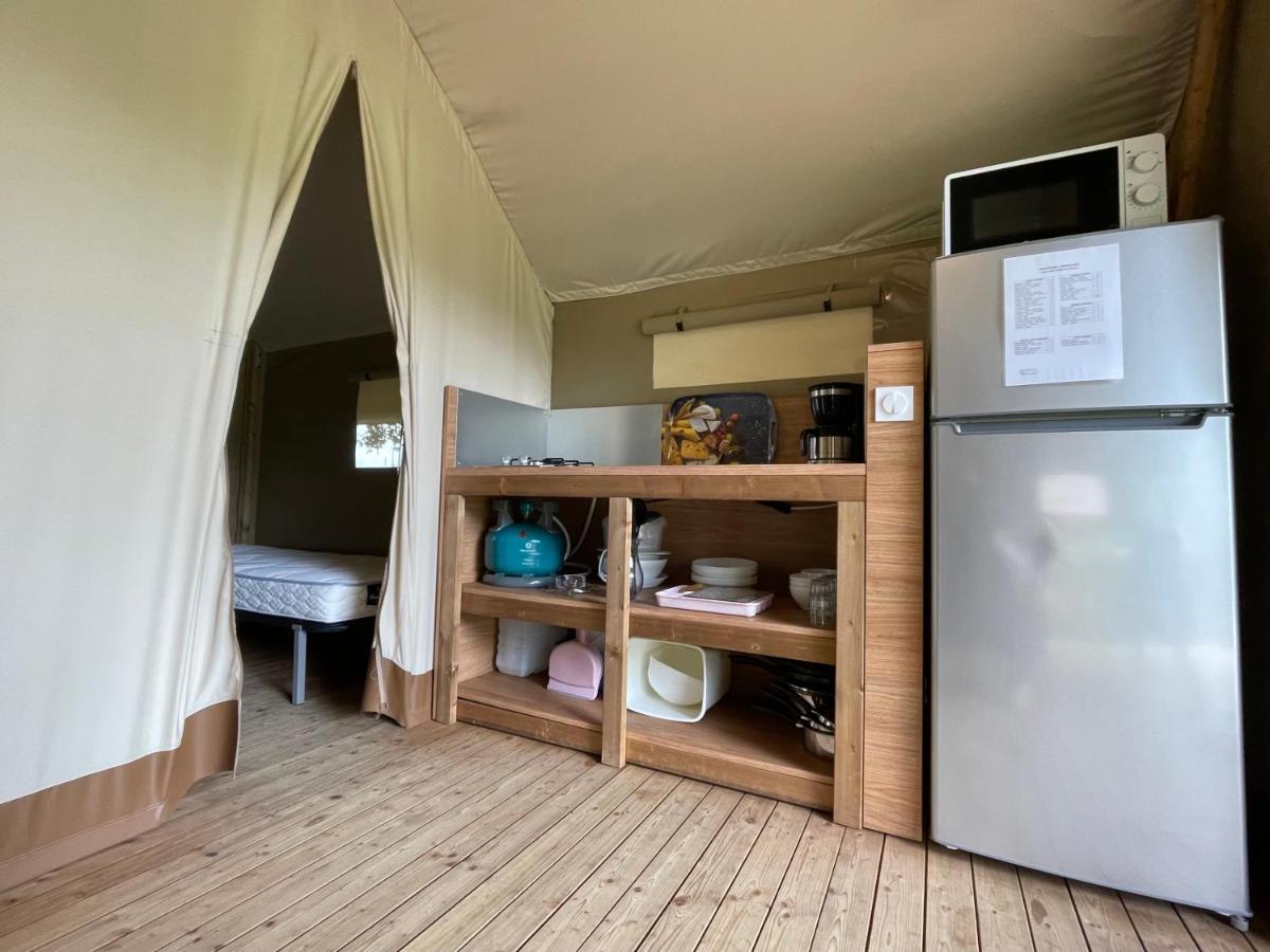 Camping Paradis De Maillac Sainte-Nathalene Bagian luar foto