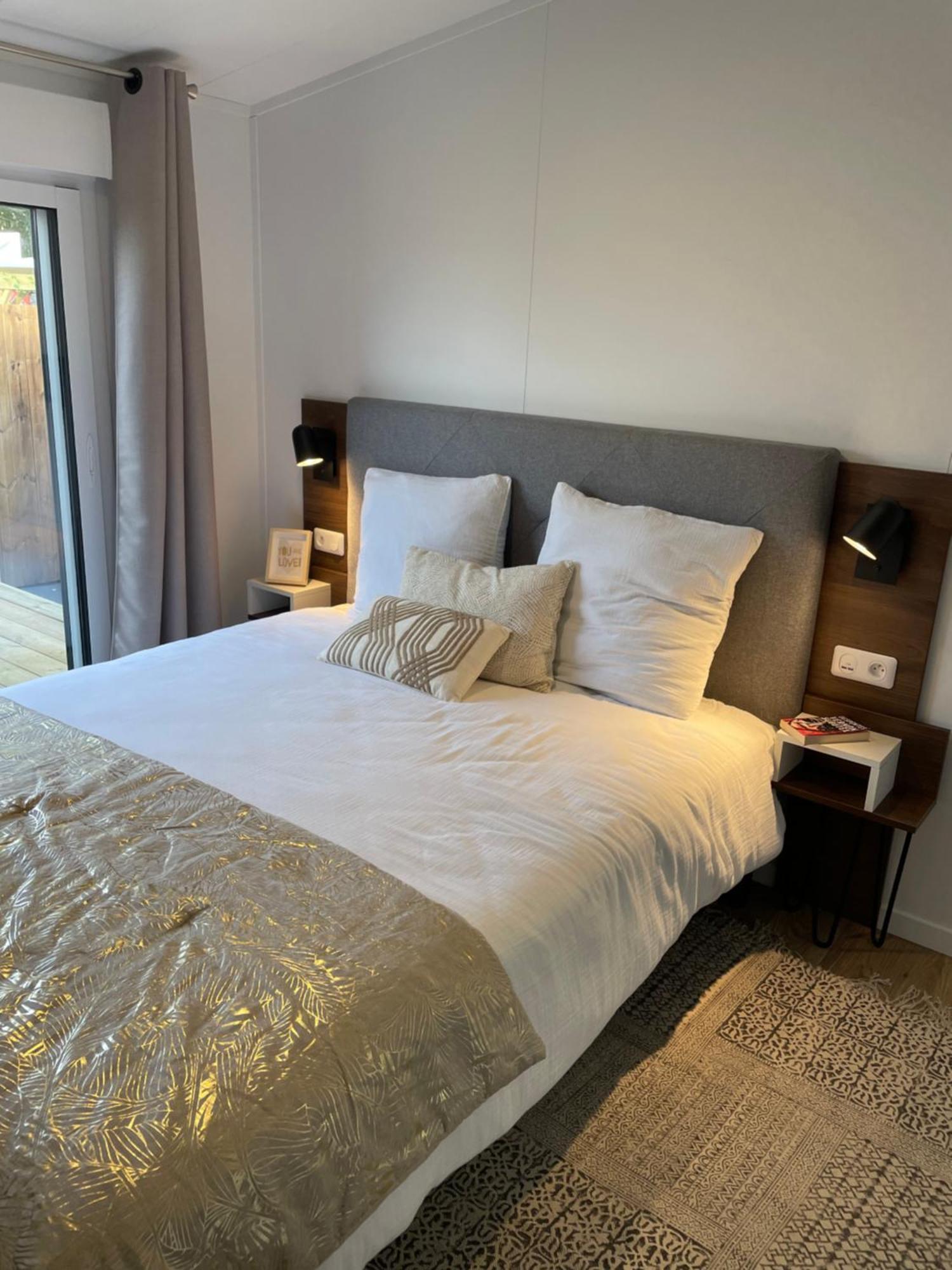 Camping Paradis De Maillac Sainte-Nathalene Bagian luar foto