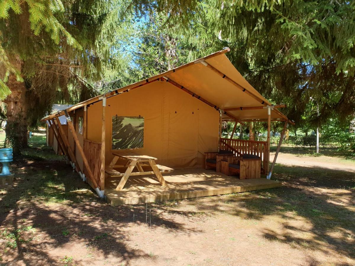 Camping Paradis De Maillac Sainte-Nathalene Bagian luar foto