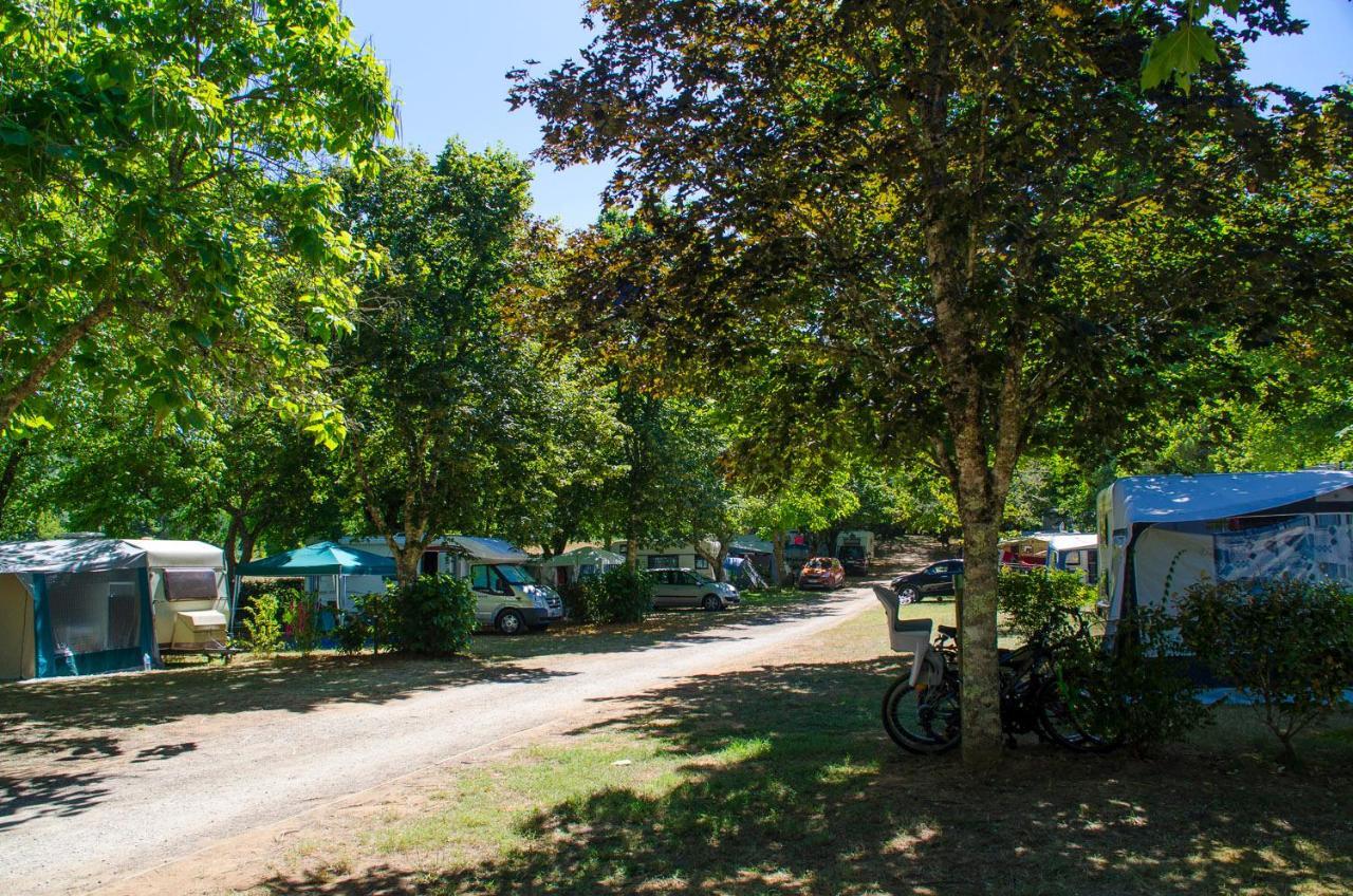 Camping Paradis De Maillac Sainte-Nathalene Bagian luar foto